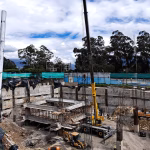 contratar empresa de grúas Ecuador certificadas